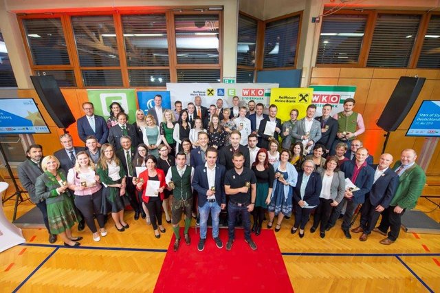 62 "Stars of Styria" waren am Montag in Groß St. Florian, um sich ihren verdienten Stern abzuholen. | Foto: Foto Fischer