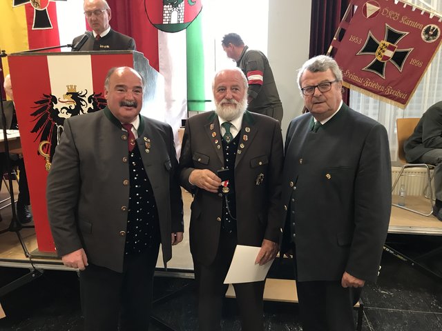vrnl – Bundesobmann Ludwig Bieringer, Vizepräs. Sepp Wirnsberger, Präs. Norbert Hassler