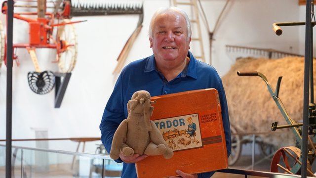 Herbert Graf stellt Kinderspielzeugraritäten aus dem vorigen Jahrhundert in Kammern aus. | Foto: echtzeit-tv/Lendl
