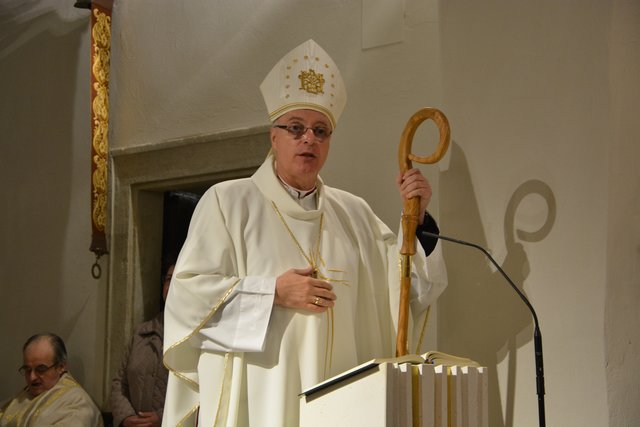 Diözesanbischof Ägidius Zsifkovits feierte mit der Kirchengemeinde die 250. Wallfahrt in Burgau.