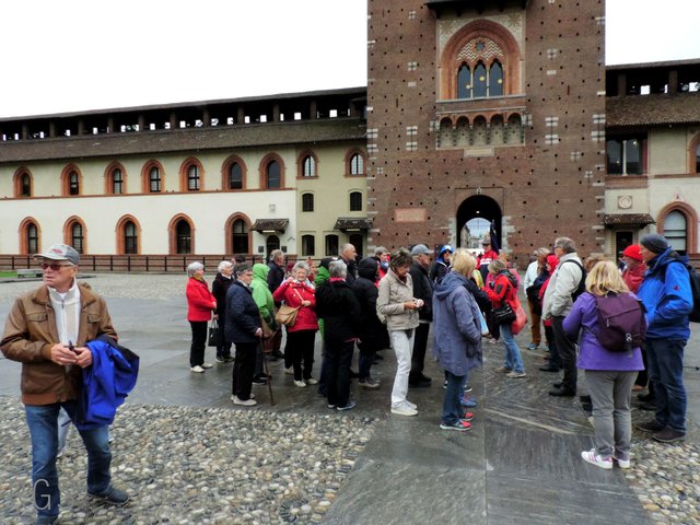 Gruppe, Castello, 20121 Milano MI, Italien