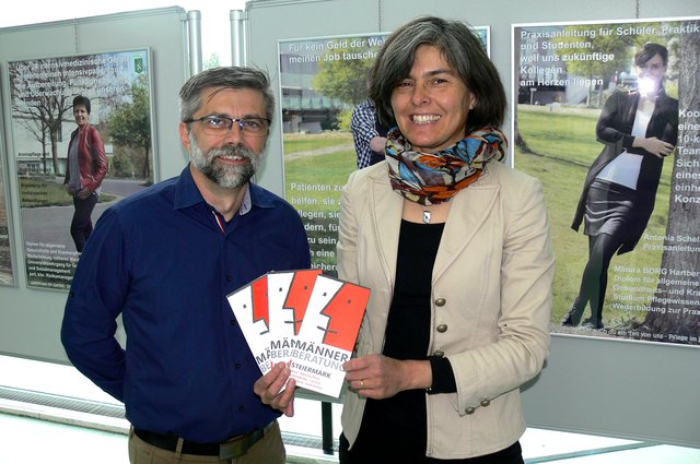 Luden zur Diskussion über Männergesundheit: Projektleiterin Anna Kirchengast und Pflegemediator Karl Preißler.