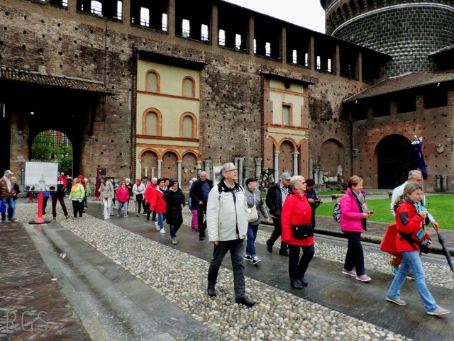 Gruppe, Castello, 20121 Milano MI, Italien