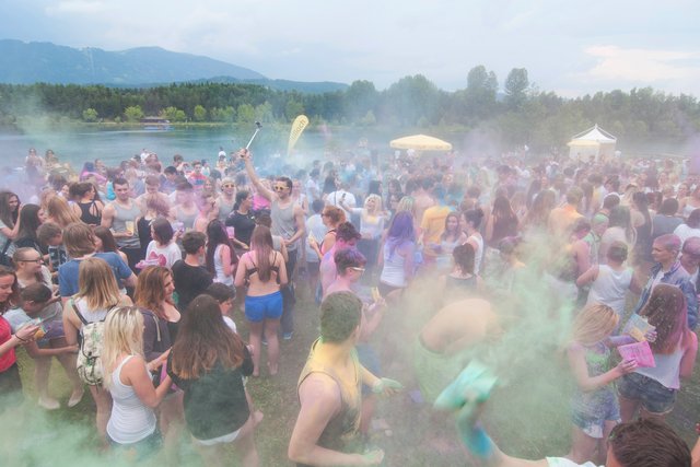 Holifest: Das große Silbersee-Opening ist legendär - vor allem das Holifest! | Foto: Adrian Hipp
