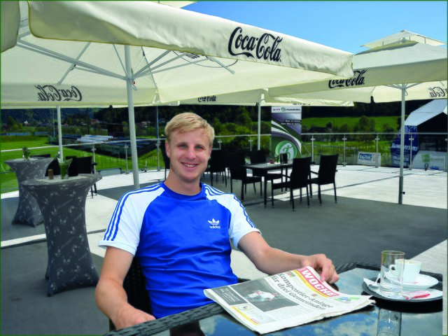 Martin Hinteregger, Teamspieler und Profi bei Eintracht Frankfurt in der Deutschen Bundesliga, wird bei der Einweihung dabei sein