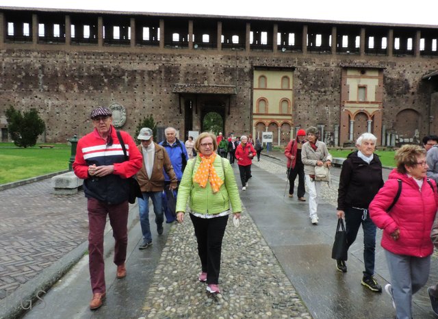 Gruppe, Castello, 20121 Milano MI, Italien