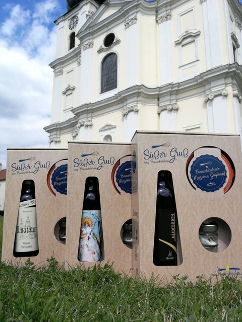 Drei verschiedene Weine plus Weingugelhupf gibts für Frauenkirchen-Besucher.