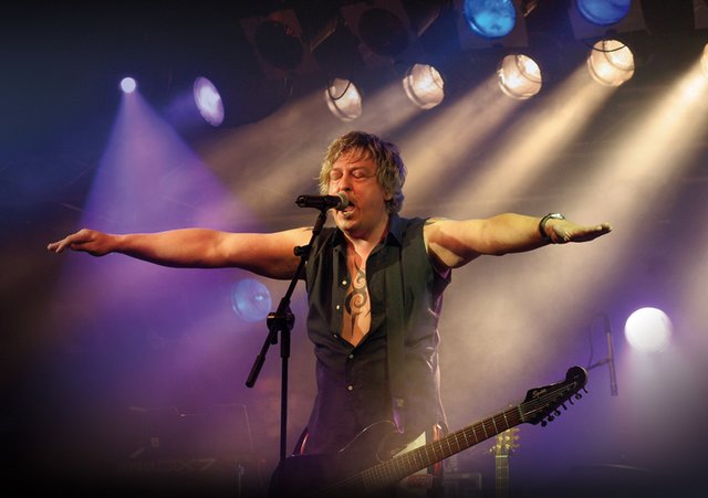 Ein Konzert mit Mr. Voice gibt es nach der offiziellen Eröffnung des Freibades Tieschen am 24. Mai ab 19 Uhr.