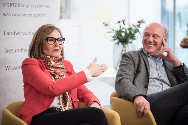 Ingrid Kiefer und Josef Zotter hatten miteinander einiges zu besprechen. | Foto: Christian Jungwirth