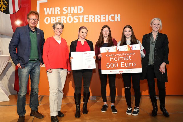 Die Bad Ischler-Preisträger bei der Verleihung in Linz.