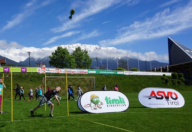Tolle Kulisse für den Weitwurf mit der Wurfrakete | Foto: ASVÖ Tirol