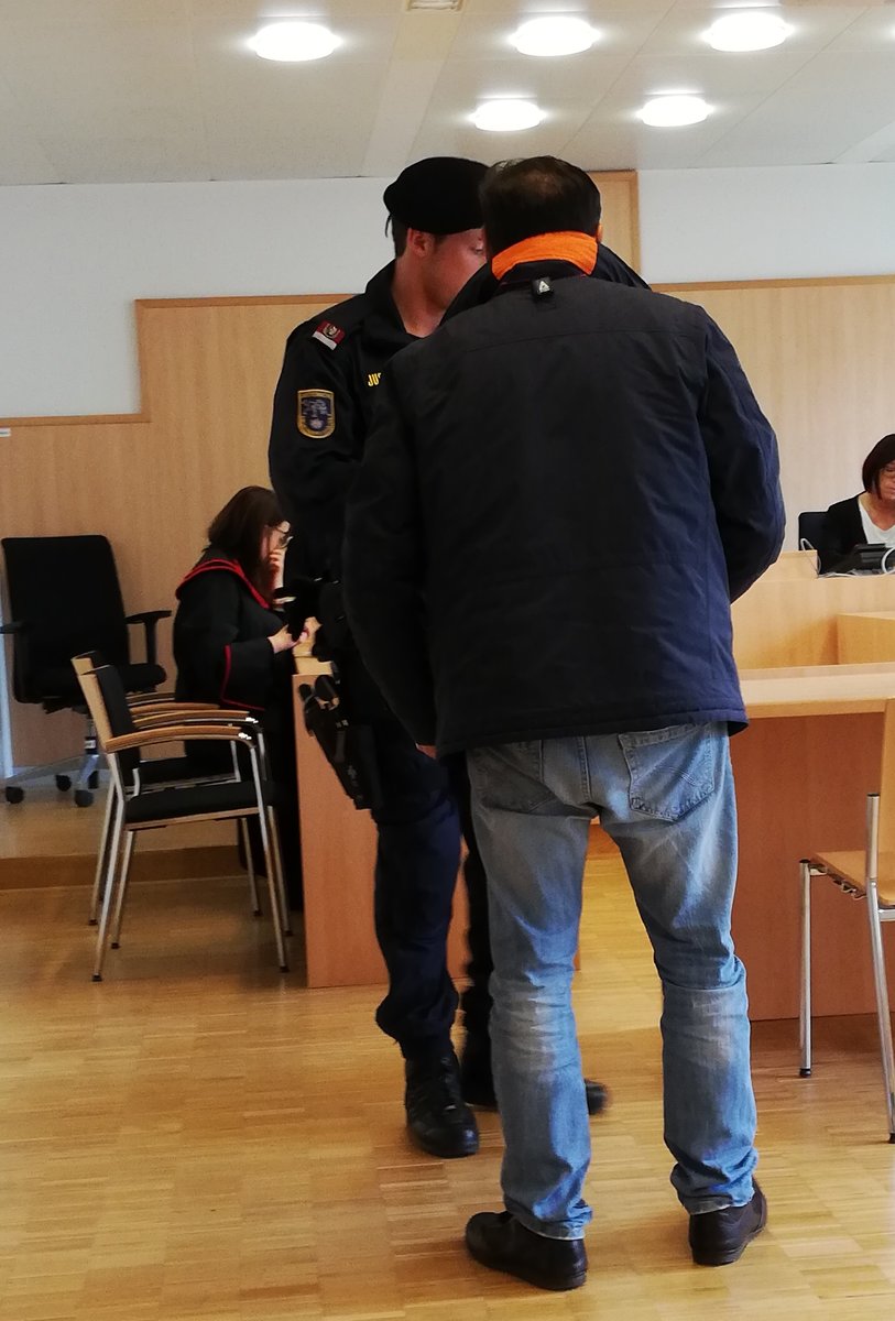 Gerichtsverhandlung in Niederösterreich Thema auf Gerichtsverhandlung in Niederösterreich Thema auf