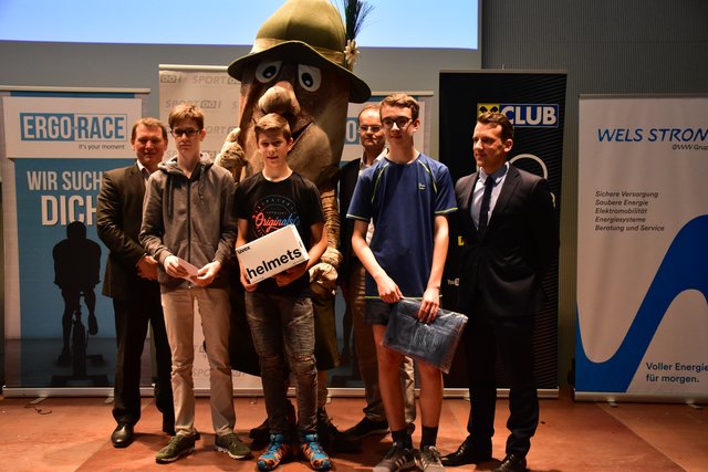 Foto: Siegerehrung: Jonas Frühauf 3. Platz U 15 männlich