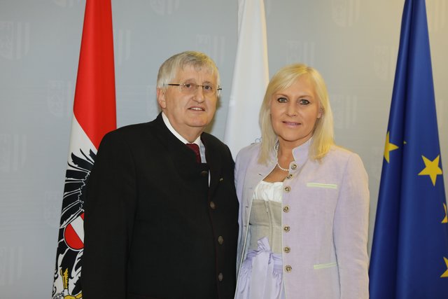 Hans Hingsamer mit Angelika Winzig.