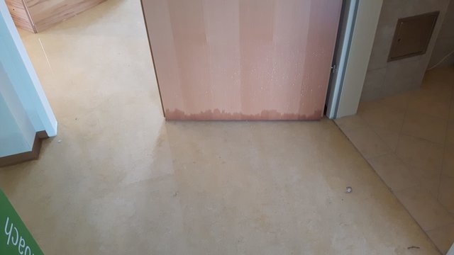 Das Wasser hat im Museum Fußböden, Türen und Einrichtung zerstört.