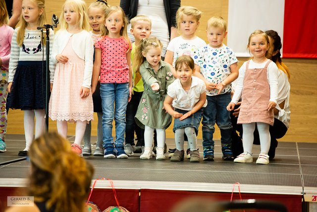 Muttertags - Frühstück Kindergarten Moosbach: Muttertags - Frühstück