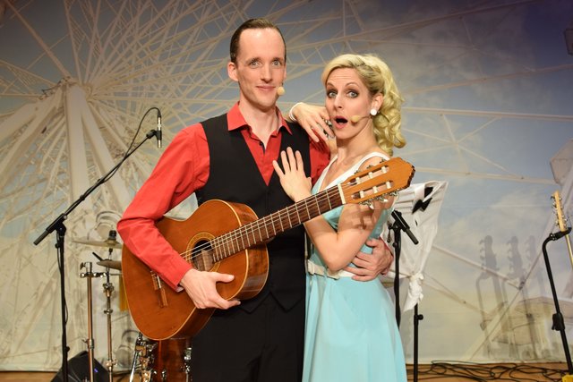 "Lady Sunshine & Mister Moon" Elisabeth Heller und Oliver Timpe