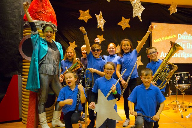 Die Hauptdarsteller des Familienkonzertes 2019: CODA und die Kinder des Jugendorchesters MMKids | Foto: © MMK Gallspach, M. Schauer