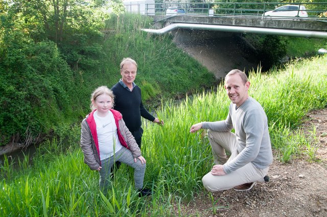 Georg Ecker und Peter Loy erklären das Projekt