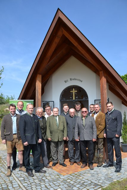 V.l. Johannes Wittmann, Andreas Egelwolf, Jagdleiter Josef Knell, Kauderer Erich, Erwin Neumeister, Josef Knell sen. Lukas Knell, Adolf Knell, Wolfgang Kauderer, Ludwig Maurer, Manuel Fleischmann, Harald Hauk, Stefan Berger