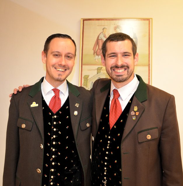 Die Chorleiter Benjamin Buchacher und Stefan Gruber