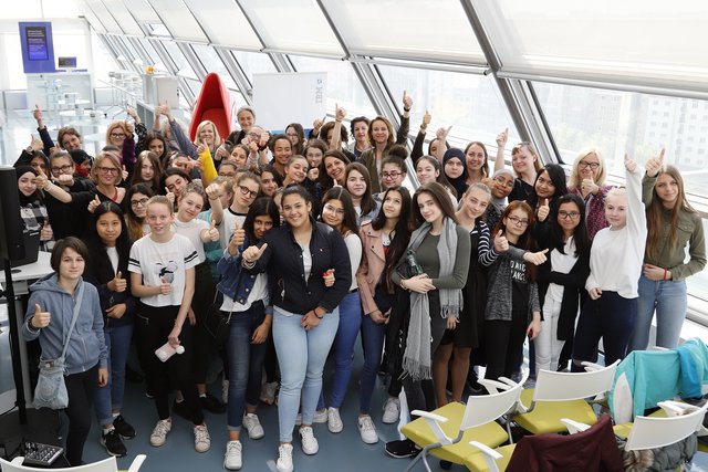 Beim Girls!Tech Camp waren Schülerinnen der WMS Leipziger Platz mit dabei.