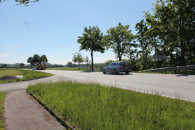 Die sogenannte Sportplatz-Kreuzung soll um 150 Meter weiter Richtung Baumgartenberg verlegt werden.