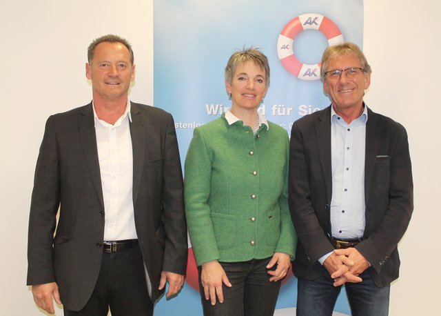 Kammerrat Hannes Urban, Karin Hofinger und Georg Ritzer (v.l.) beim Infoabend in Kufstein.