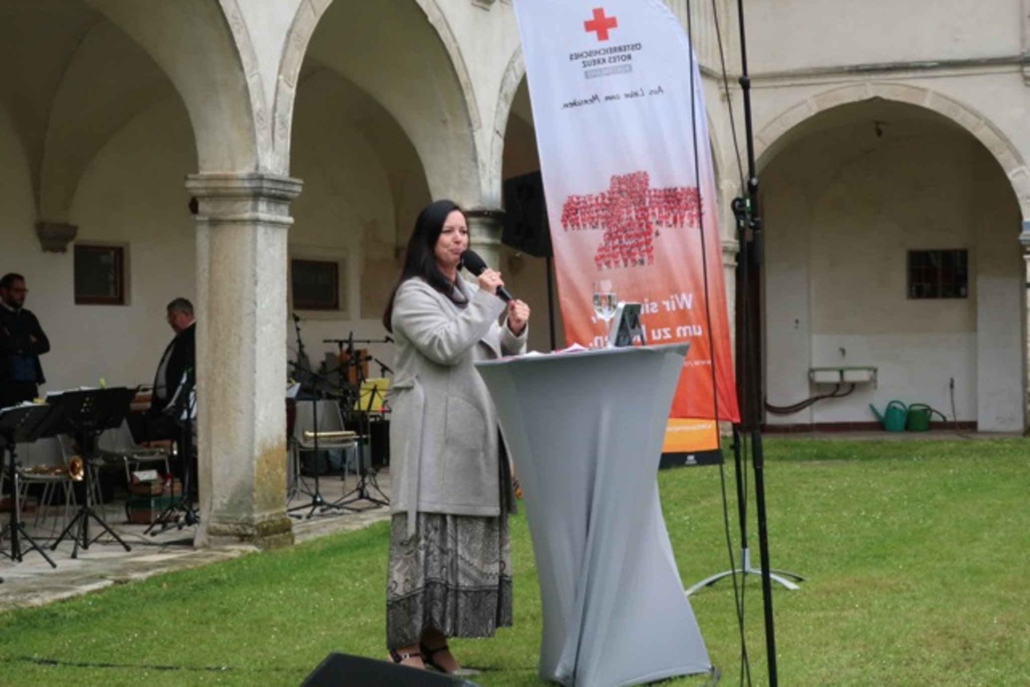 im Schafflerhof in Deutschkreutz kam es auch zu einem Treffen der VP Fraktion Deutschkreutz mit Bundesminister DI Niki Berlakovich und Treffen mit dem Staatssekretr - Oberpullendorf - zarell.com