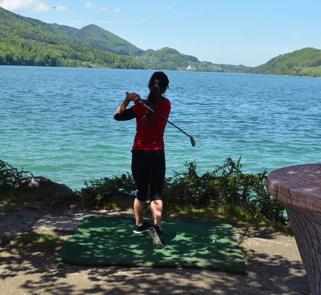Die Golfstation beim Bezirksblätter-Wandertag am Fuschlsee.