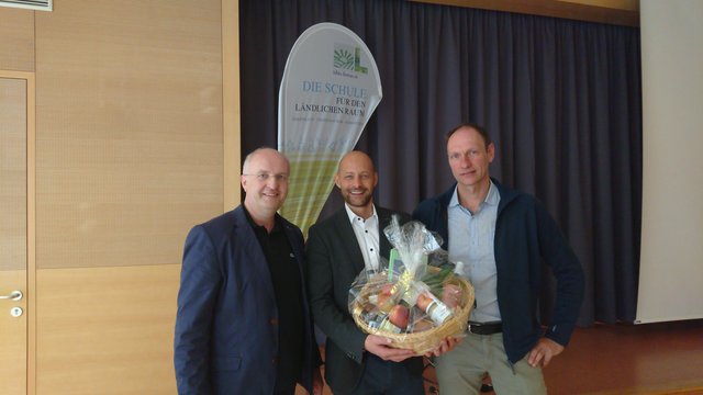 Direktor Hubert Fachberger, Hannes Royer, Christian Laurer (von links)