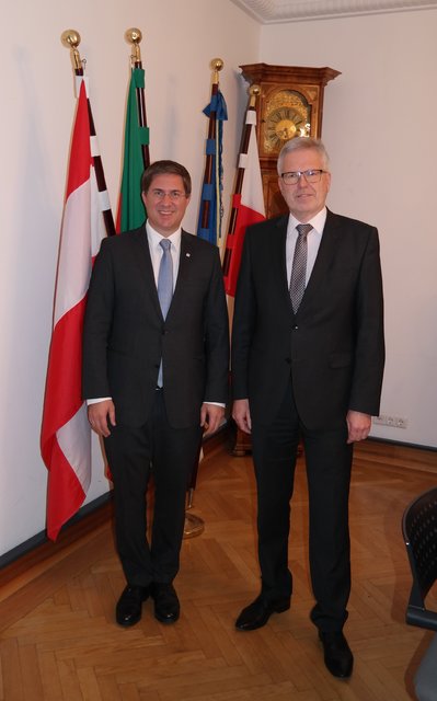 Stürzten die rote Herrschaft in Wels: Die FPÖ mit Andreas Rabl als Bürgermeister und der Partner ÖVP unter Peter Csar.