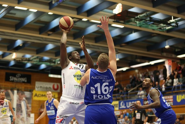 Swans gegen Gunners: Die Gmundner stellten in der Halbfinalserie auf 2:0. | Foto: Kienesberger (Archivfoto)