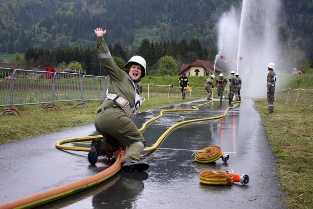 „Wasser marsch“ hieß es bei den Bezirksleistungsbewerben der Freiwilligen Feuerwehren in Rattendorf in der Stadtgemeinde Hermagor
