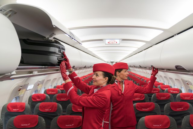 Das „Passenger Luggage Space Upgrade“ von FACC – verfügbar für A318, A319, A320 und A321 – schafft mehr Gepäckstauraum und erhöht die Effizienz im Flugbetrieb. Austrian Airlines ist Launch-Kunde in dem Retrofit-Programm.