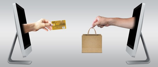 Der Online-Handel freut sich hoher Beliebtheit, doch die Preise können stark variieren.