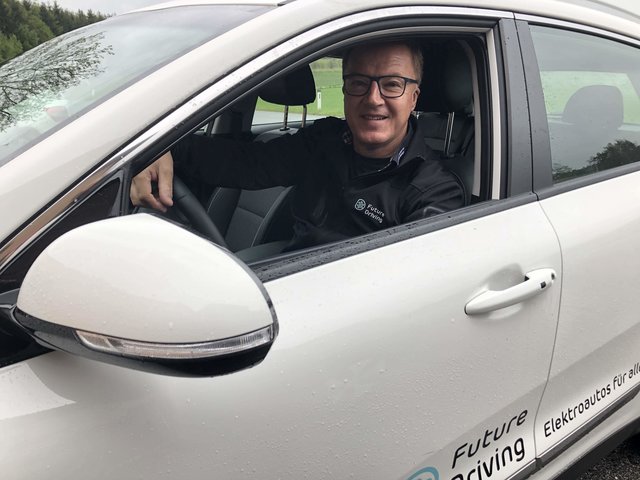 Andreas Dangl, CEO von Future Driving, ist sicher: Autonome Systeme kommen eher früher als später. | Foto: Zellinger