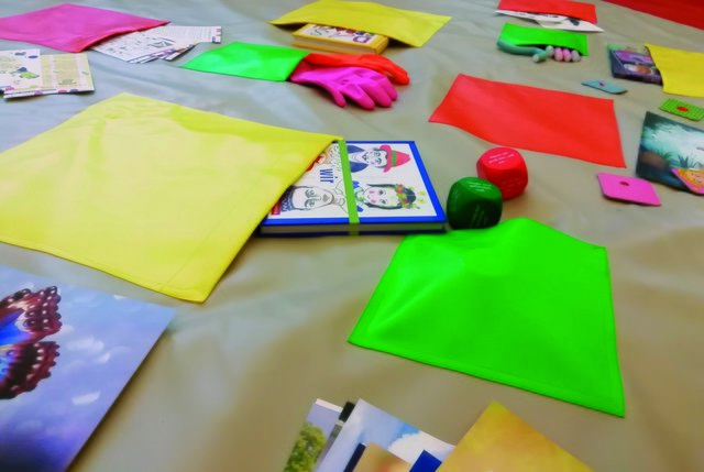 Im Juni erleben Kinder ab drei Jahren spielerisch und hautnah Geschichten.