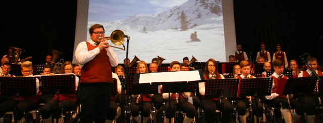 Die Jungsteirerkapelle faszinierte mit ihren Interpretationen steirischer Klassiker.  | Foto: Jungsteirerkapelle