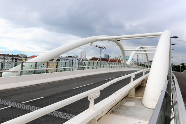 Die Südbahnhofbrücke. | Foto: Manfred Sebek