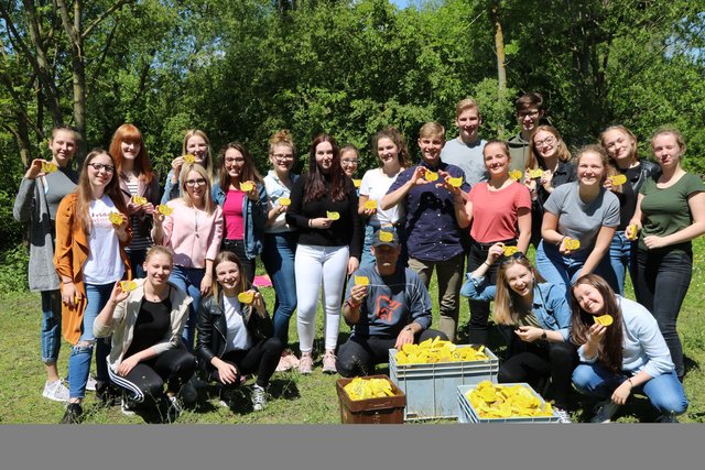 Schüler des Schärdinger Gymnasiums sammelten Geld für eine arme, albanische Familie.