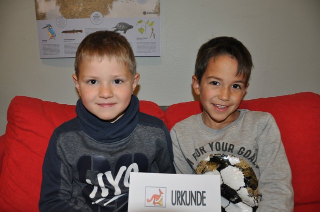 Zwei schlaue Köpfe: Elias Schlick und Luca Gfrerer von der Volksschule Zederhaus konnten landesweit den fünften Platz beim "Känguru der Mathematik" erreichen.