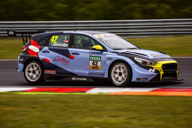 Lukas Niedertscheider konnte im tschechischen Most bei der TCR Germany wieder punkten.