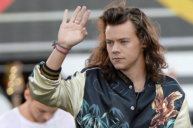 Harry Styles modelt wieder für Gucci