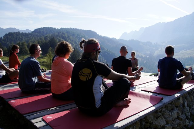 Yoga am Berg kann Wunder bewirken