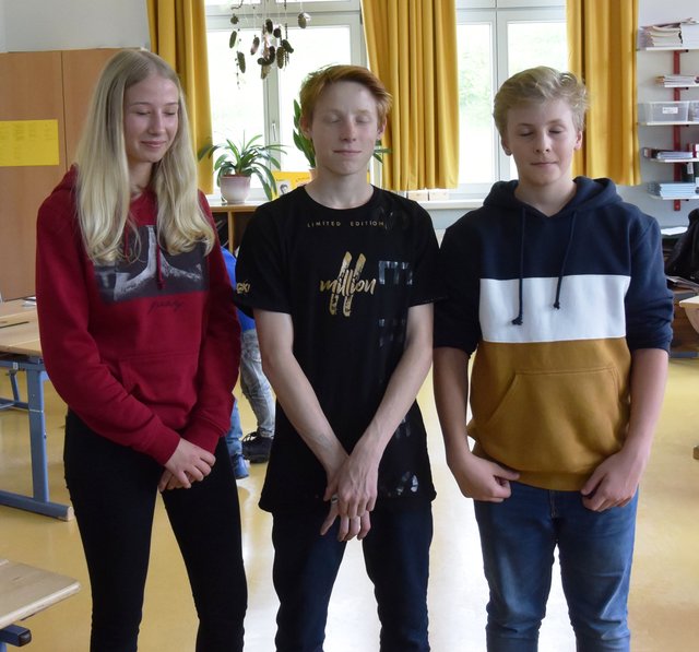 Den Tonkünstlern aus der Natur aufmerksam zuhören.