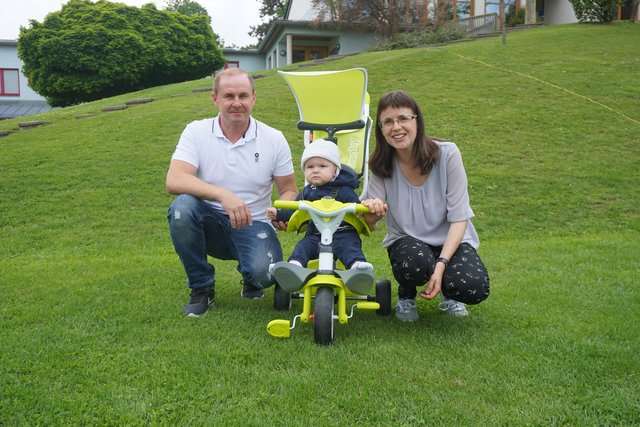 Neue Familienberatungsstelle: Auch Kathrin und Josef Kapper mit Tochter Emilia aus Ilz schätzen dieses Angebot.