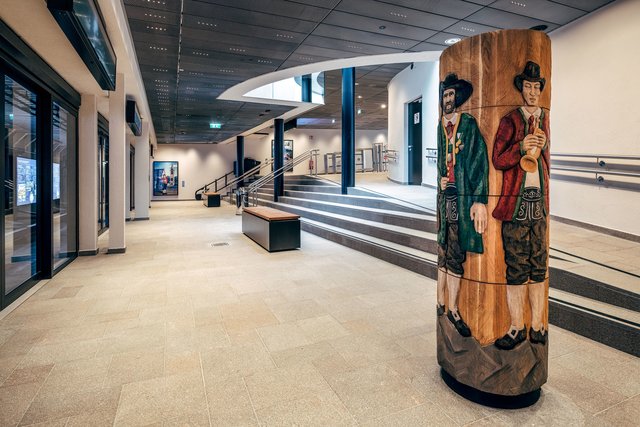 Verschiedene Themen werden in den U-Bahn Stationen inszeniert. | Foto: Seilbahn Komperdell