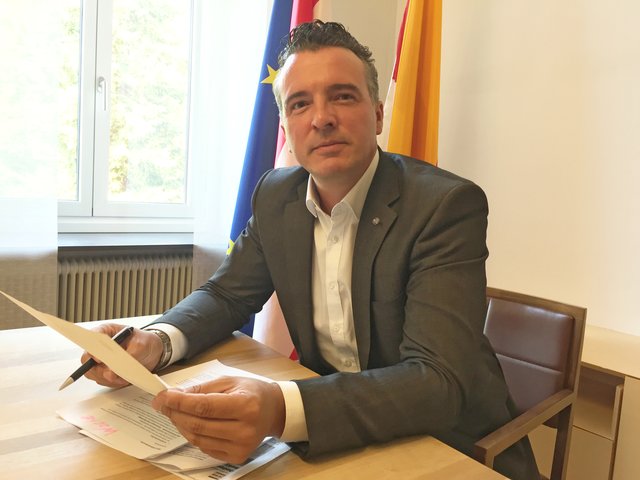 Gernot Darmann stellte aus seiner Sicht klar, was seit Freitag auf Bundesebene passiert ist