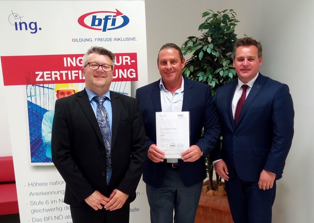 v.l.n.r.: Fachexperte Dipl.-Ing. Horst Eisinger, Ing. Dipl.-Päd. Gottfried Karner, BEd (Kunststofftechnik) und Fachexperte Dipl.-Ing. Thomas Schober